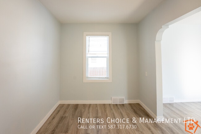 Photo - Pet Friendly Main Floor Suite with Garage