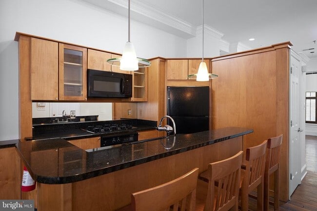 Photo - 1702 Q St NW