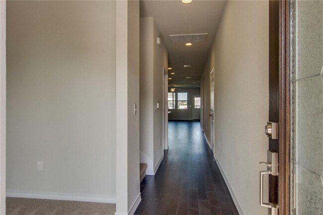 Photo - 11716 Selkirk Dr