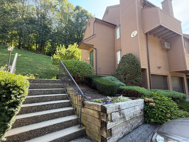 Photo - 55 Cross St Unit C9