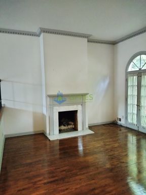 Photo - Upscale beautiful and spacious 3-bedroom, 2.5-bathroom apartment Oakland/Shadyside area