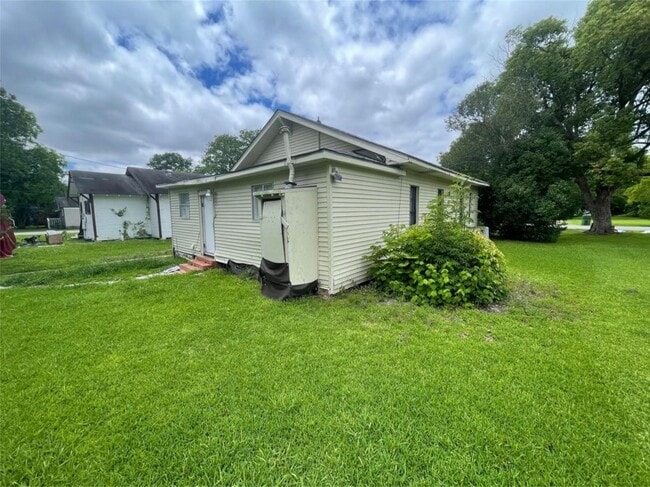 Photo - 2010 13th St