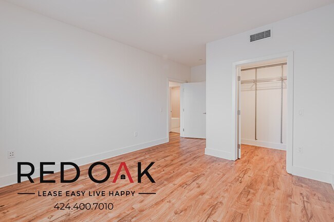 Photo - 5727 La Mirada Ave Unit 309