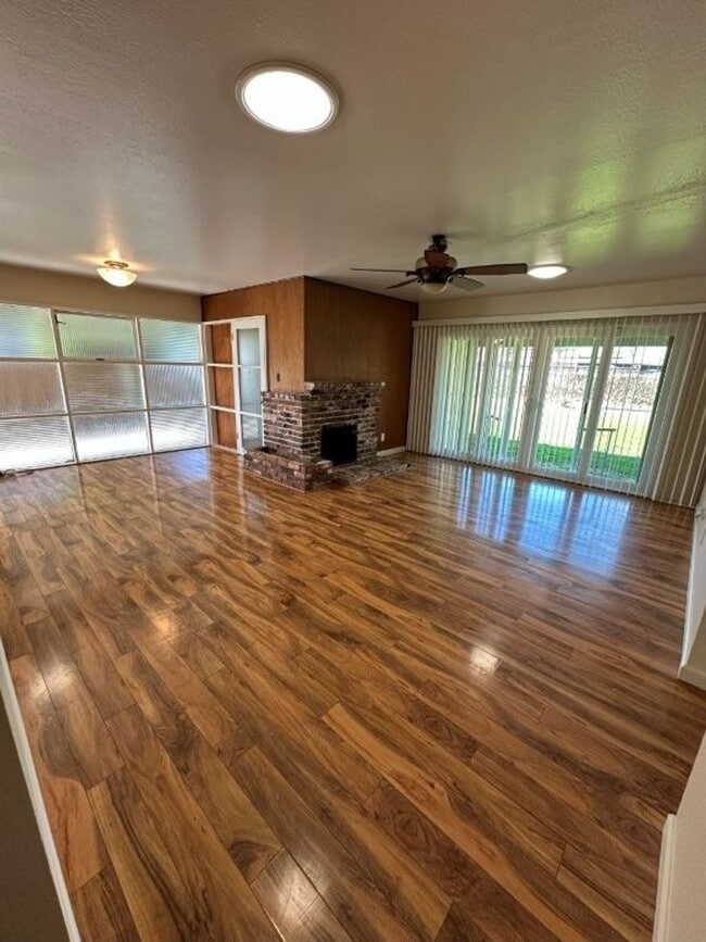 Photo - Nor Cal Realty Inc, 3 BD 2 BTH house with 2 car garage