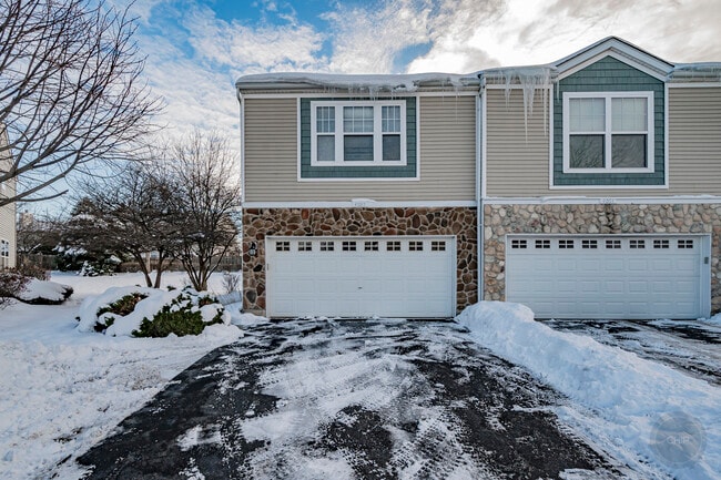 Photo - 4055 Blackstone Dr