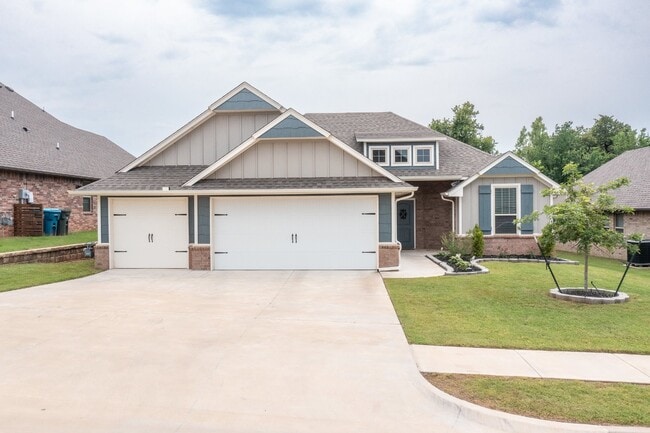 Photo - Beautiful Home in Woodland Park