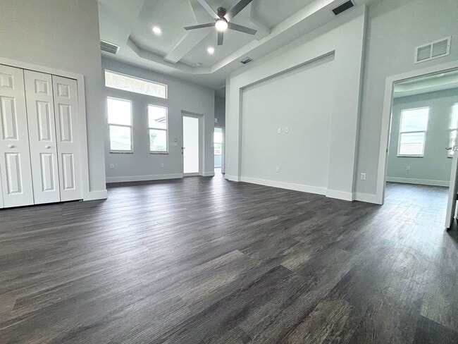 Building Photo - 4552/4554 20th St SW Unit 4554 Rental