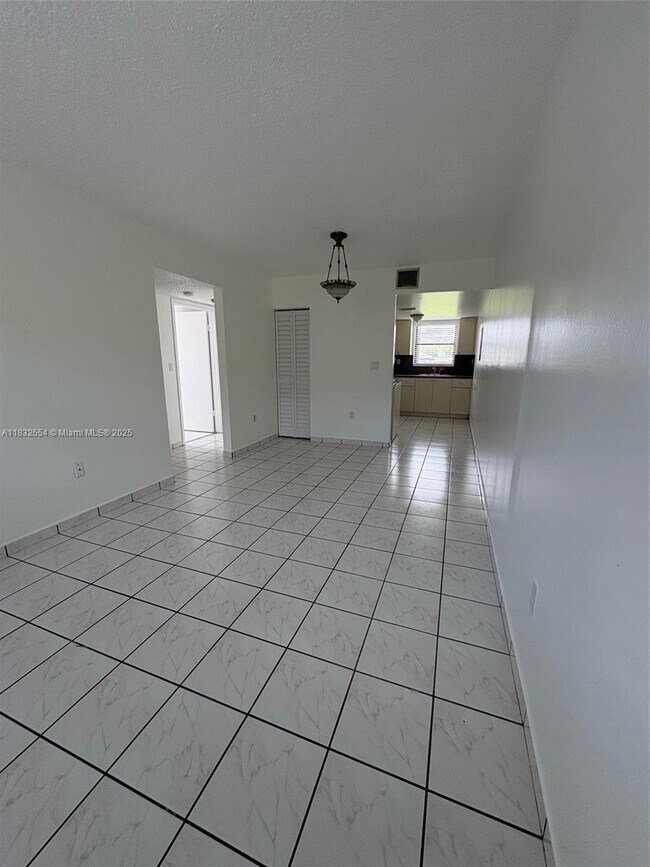 Photo - 231 E 7th St Unit 101
