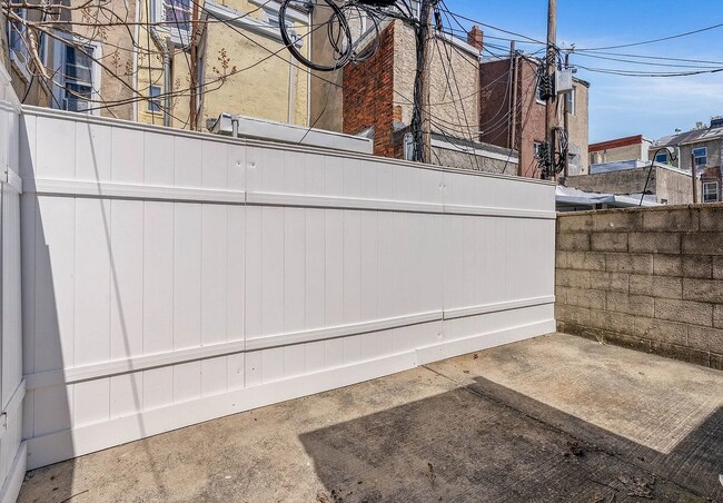 Photo - 513 Morris St