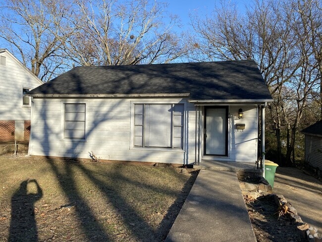 Building Photo - 4820 Francis St Rental