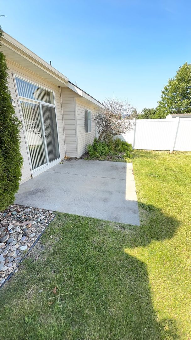 Photo - RANCH STYLE DUPLEX (P#461)