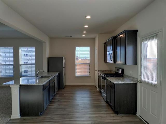 Photo - 516 Micah Ln