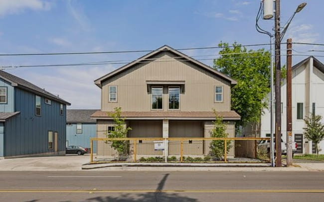 Building Photo - 810 S Walters St Unit 102