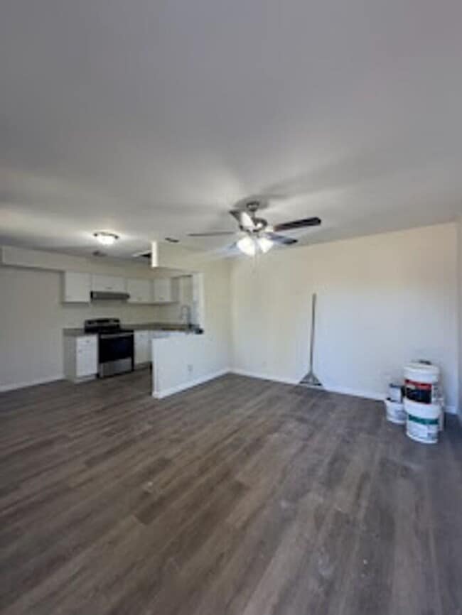 Photo - Beautiful newly remodeled 2/1 apartment!