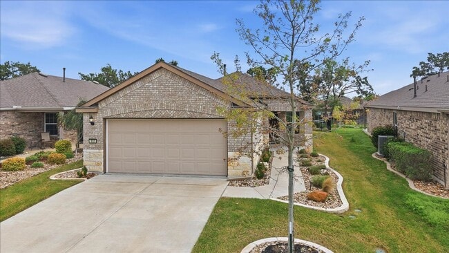 Photo - 532 Hereford Ln