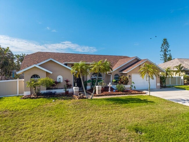 Building Photo - 2310 SW 53rd St