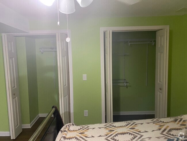 Building Photo - 31 Ruland Dr Unit 1 Rental