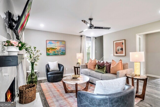 Photo - 8008 Clearview Cir