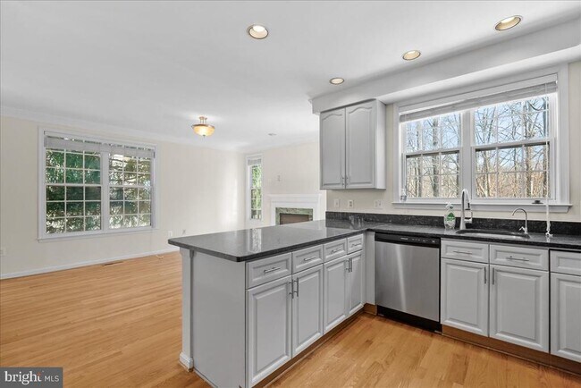 Photo - 6254 Taliaferro Way