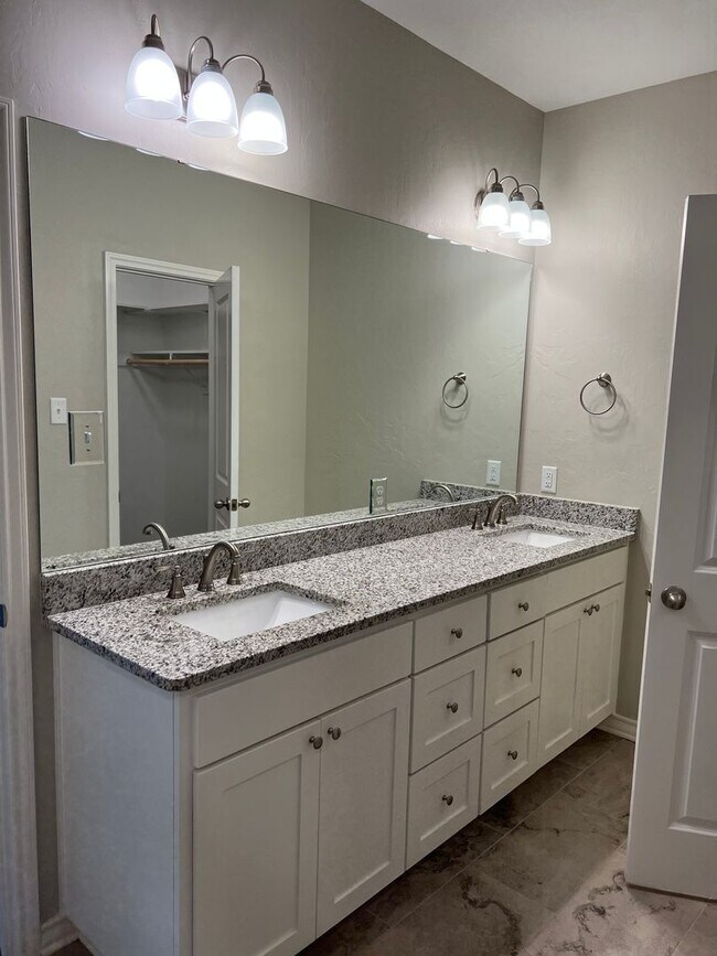 Photo - 415 Myra Lynn Ln