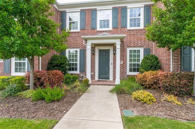 Photo - 1050 Marian Dr