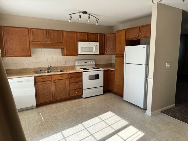 Photo - Charming 2-Bedroom, 2-Bath Townhouse in Winston-Salem