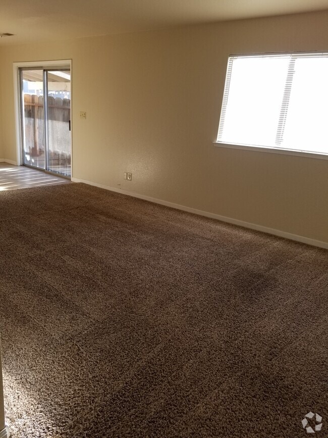 Building Photo - Bentley Street Quadplex Rental