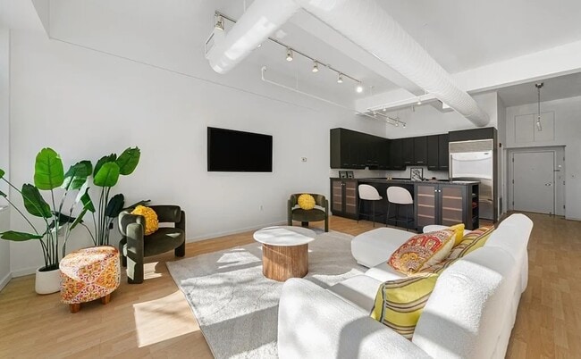 Building Photo - 649 2nd Ave Unit 5G Rental