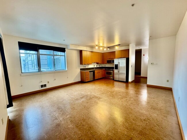 Photo - One-bedroom Condo right in the Heart of Capitol Hill!!!!!! Unit 405