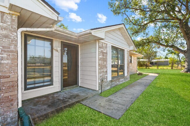 Photo - 4306 FM 1462