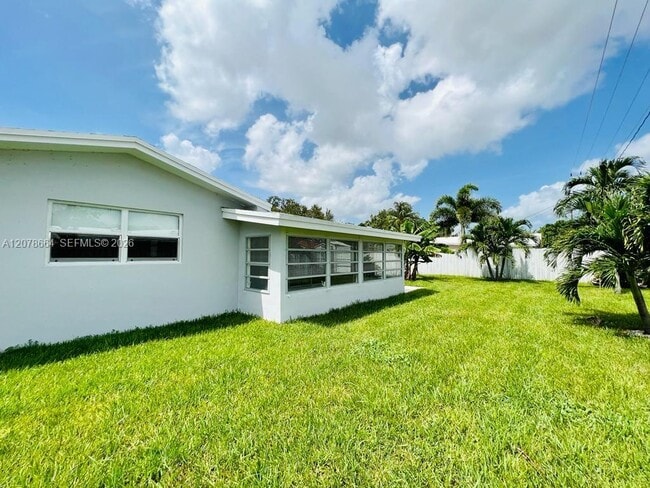 1931 NE 55th Ct