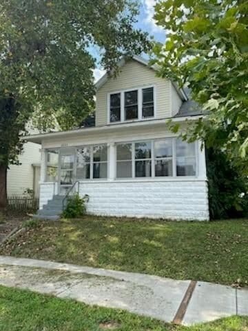 Photo - 2023 E Oak St