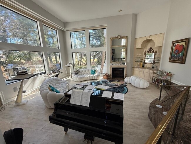 132 Yarmouth Rd