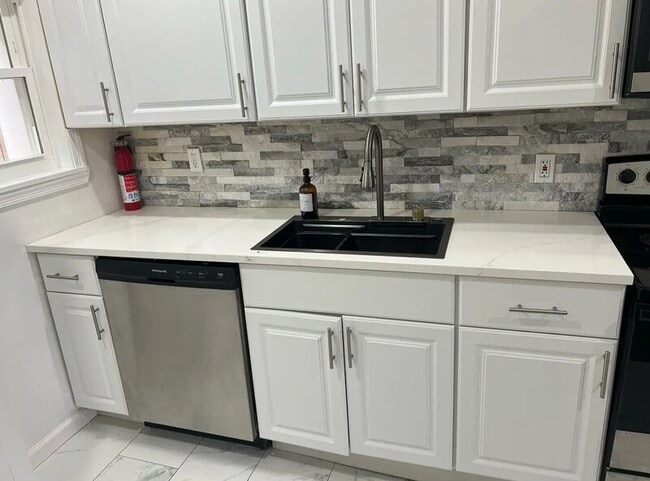 Photo - 1918 N 6th St