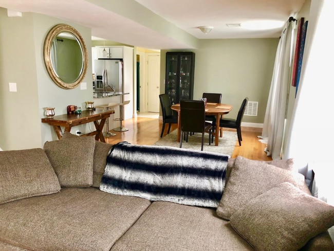 Photo - 17 The Strand