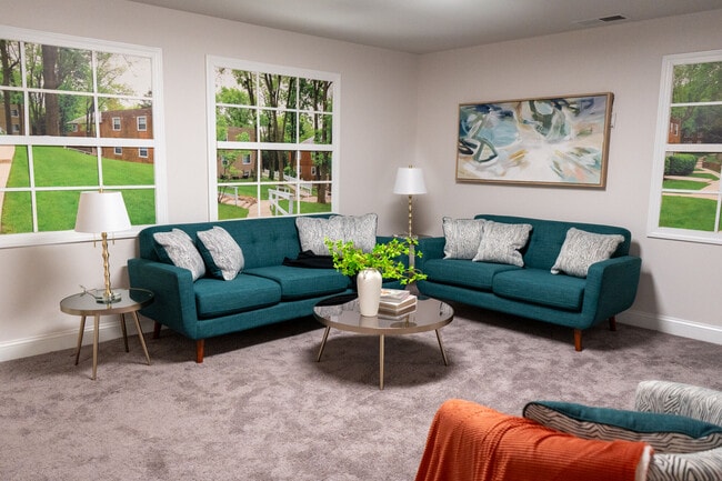 Photo - Melrose Station