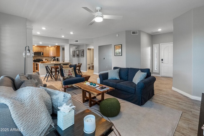 Photo - 2425 W Bronco Butte Trl Unit 1014