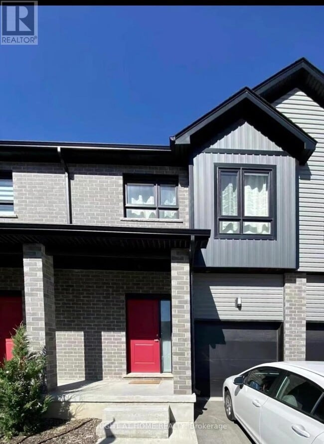 Photo - 819 Kleinburg Dr