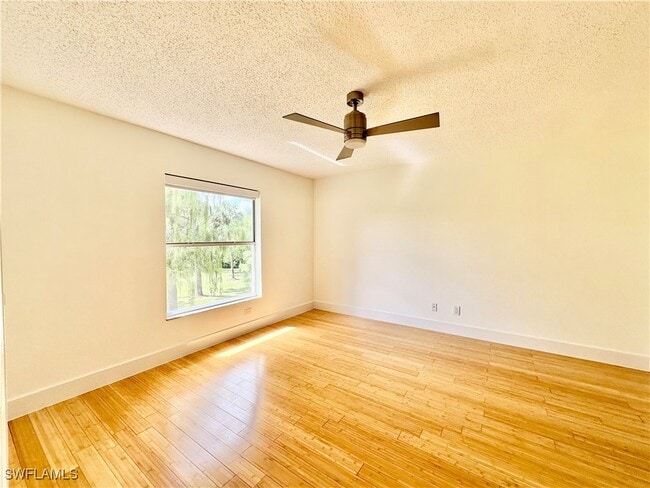 Building Photo - 709 Landover Cir Unit 202