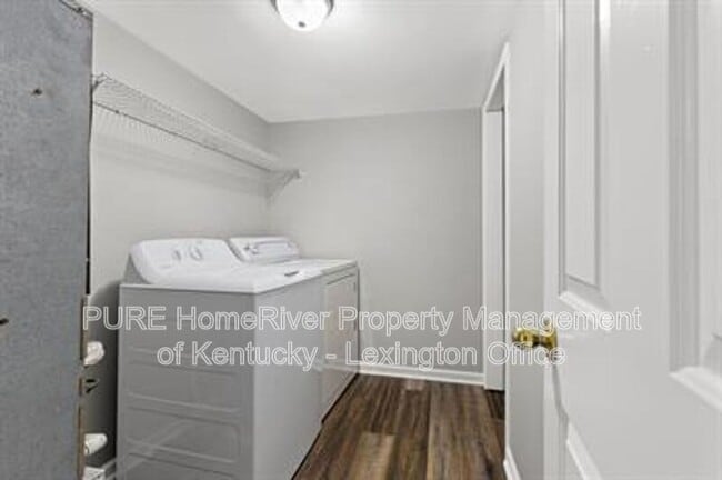 Photo - 1053 Merrick Dr Unit A