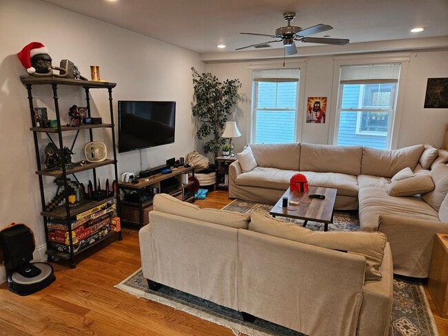 Photo - NO FEE!!  GORGEOUS LOWER ALLSTON 5 BED/3 BATH WITH A/C, WASHER/DRYER, PARKING