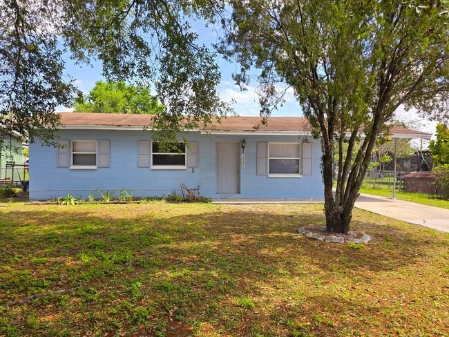 3 bed/1 bath now available for RENT - 3 bed/1 bath now available for RENT Casa