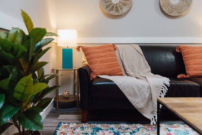 Photo - 117 Spring St Unidad ID1397957P