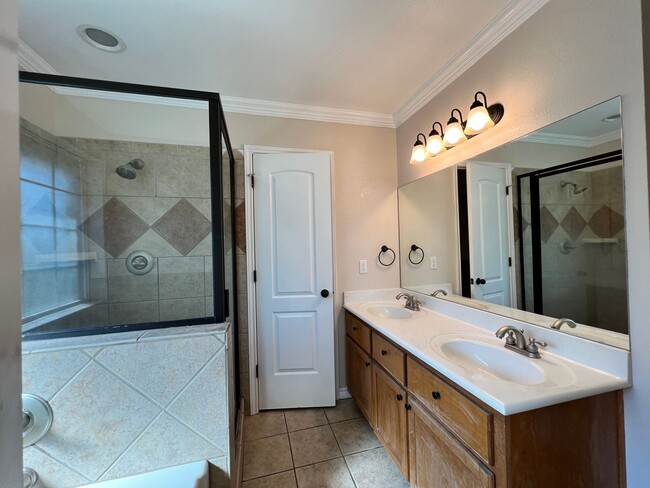 Photo - Temple West Gem!