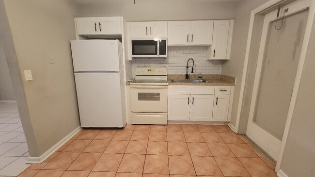 Photo - 221 Cape Coral Pky E Unit A