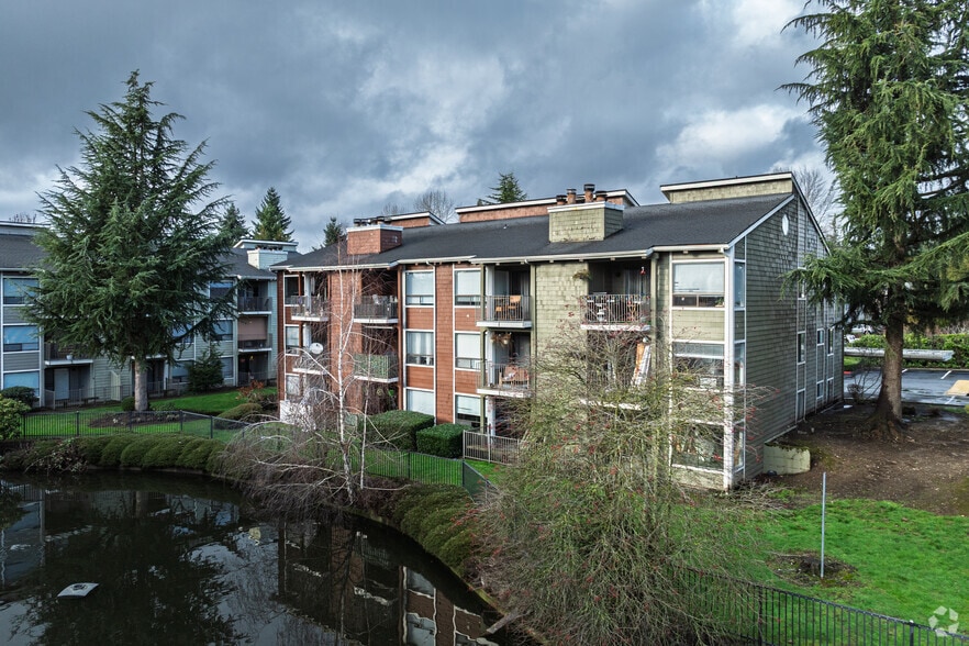 Apartment building