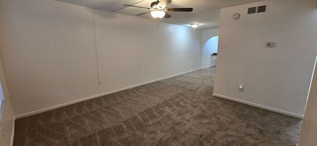 Photo - Beautiful 2 bedroom 2 bath Condo New Paint and flooring throughout Unit 167