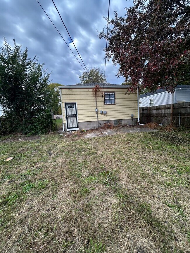 Photo - COZY HOME LOCATED CLOSE TO EVERYTHING!