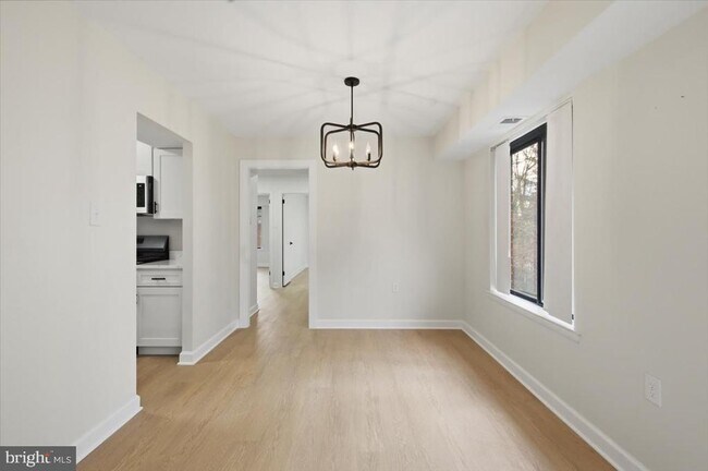 Photo - 125 Clubhouse Dr SW Unit 9