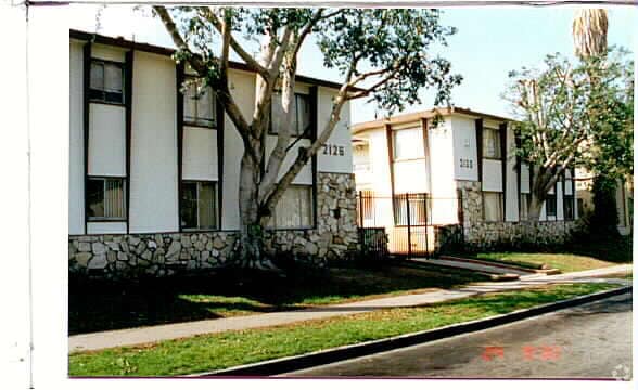 2126-2130 W. El Segundo Blvd.